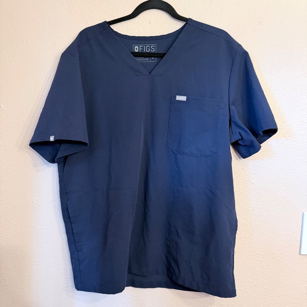 FIGS Chisec Scrub Top Mens XL Navy Blue V-Neck Technical Collection TM3000